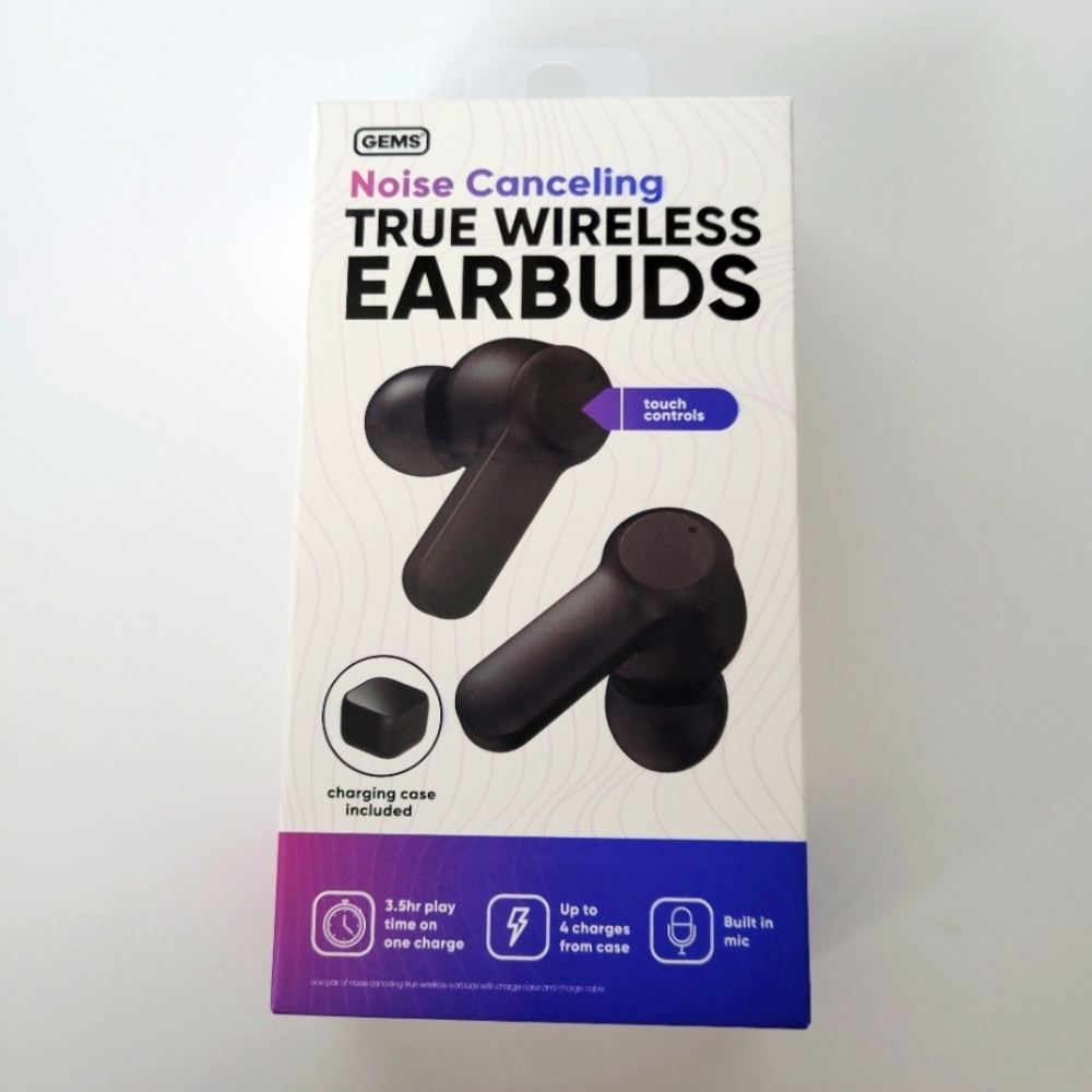 Noise Canceling True Wireless Headphones Gems Black NIB with Charging Case